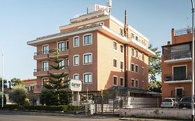 Garner Hotel Rome Aurelia By Ihg  Italy